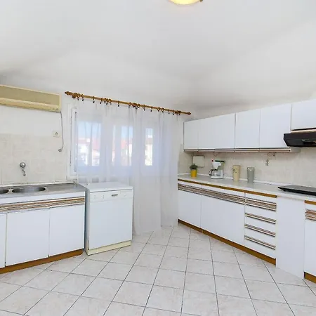 Apartment Diost *